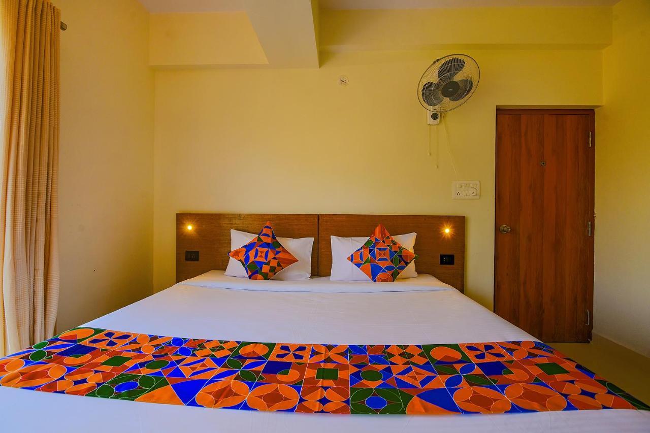 Fabhotel Gr Lake View - Btm Layout Bangalore Ngoại thất bức ảnh