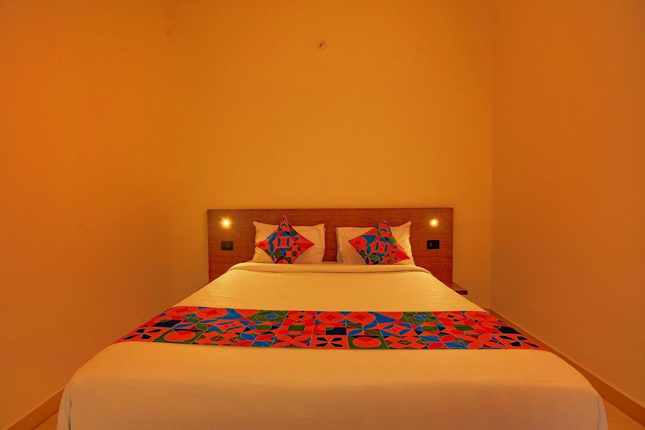 Fabhotel Gr Lake View - Btm Layout Bangalore Ngoại thất bức ảnh