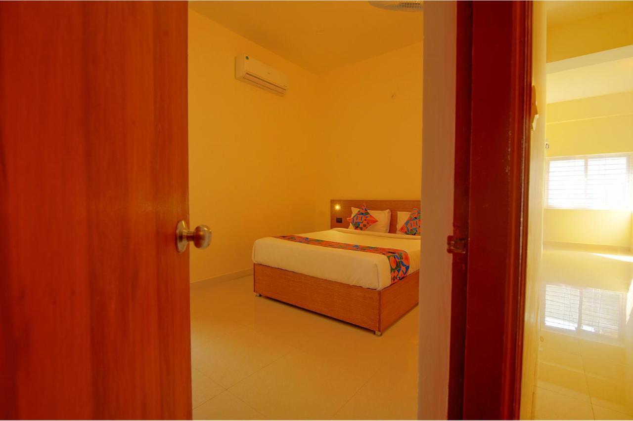 Fabhotel Gr Lake View - Btm Layout Bangalore Ngoại thất bức ảnh