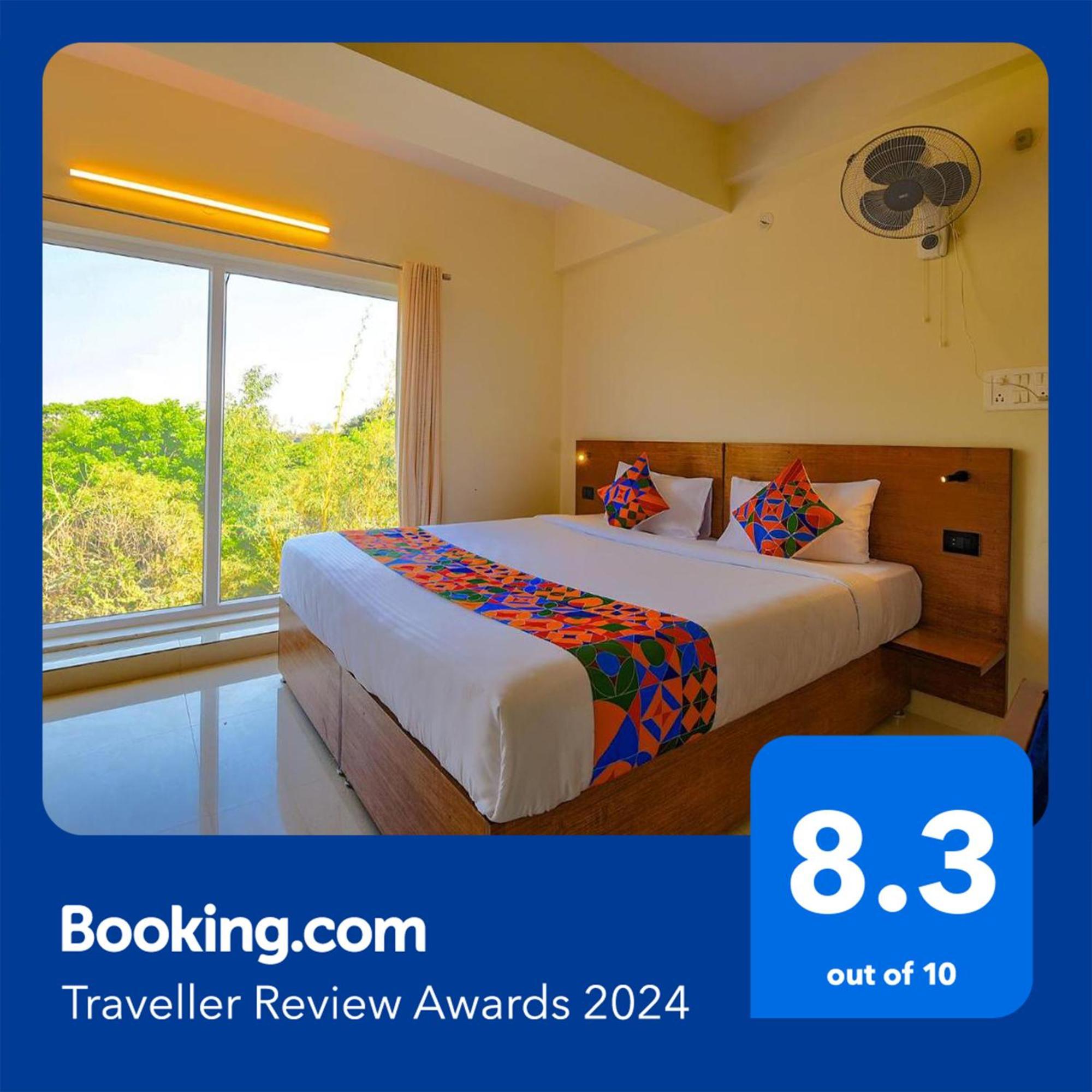 Fabhotel Gr Lake View - Btm Layout Bangalore Ngoại thất bức ảnh